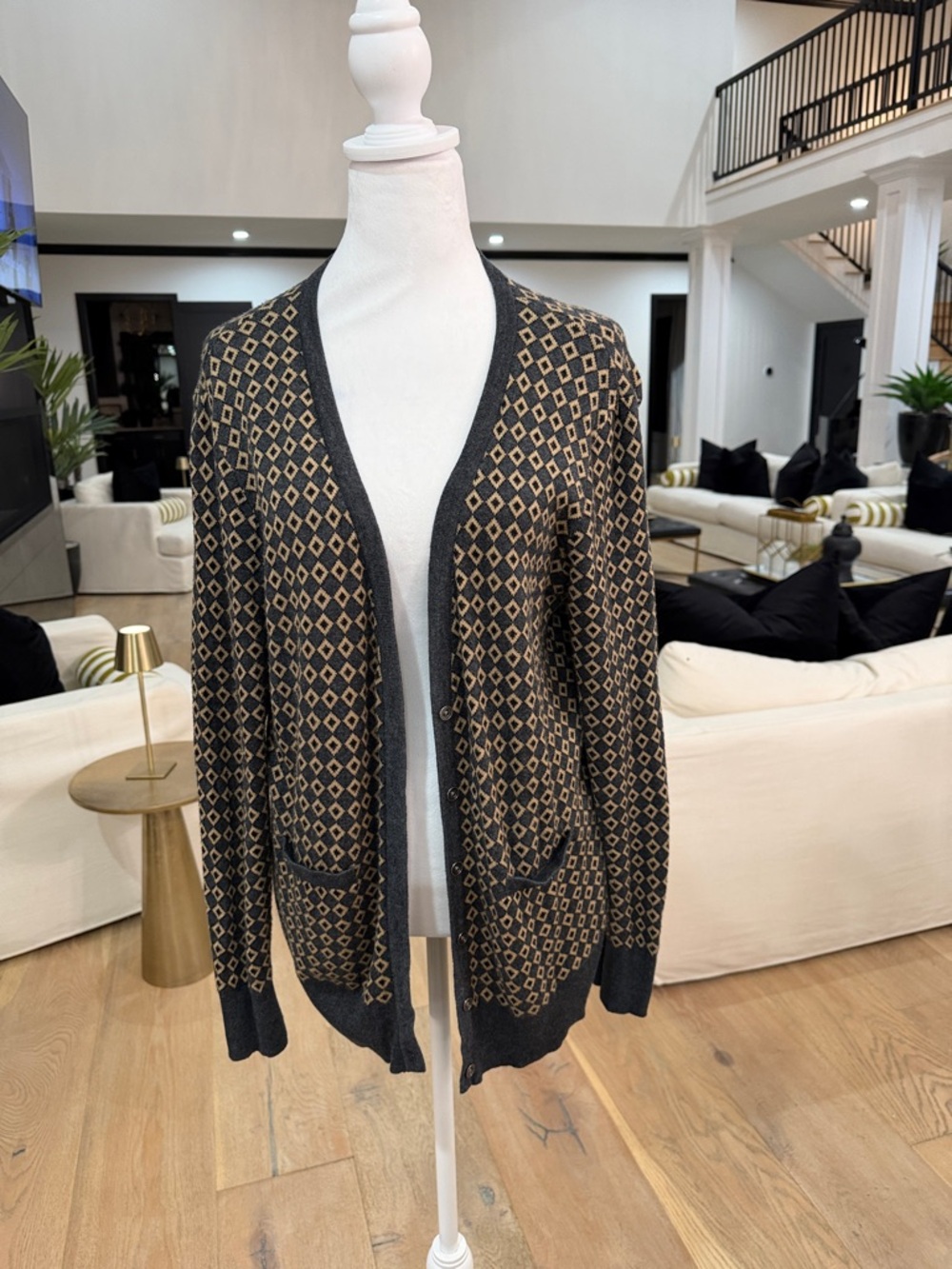 Diamond Pattern Open Cardigan in Black and Tan